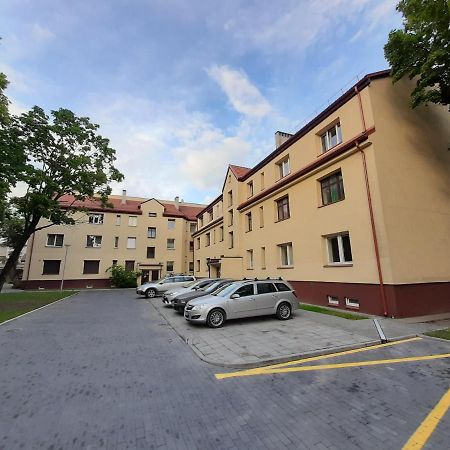 Cosy Park Apartment, Free Parking, Self-Check-In Klaipėda Buitenkant foto